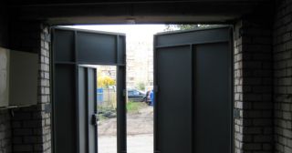 Купить гаражные ворота распашные Ефремов, цена от 3970 руб.