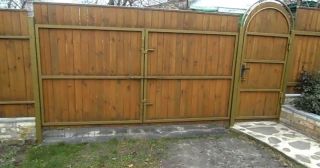 Купить распашные ворота деревянные Ефремов, цена от 2806 руб.